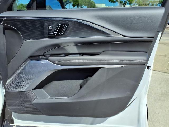 2025 Cadillac LYRIQ Vehicle Photo in TAMPA, FL 33612-3404