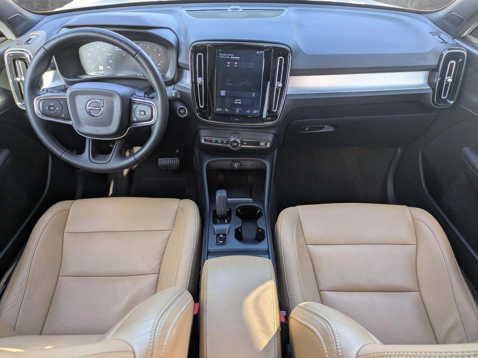 2019 Volvo XC40 Vehicle Photo in Sarasota, FL 34231