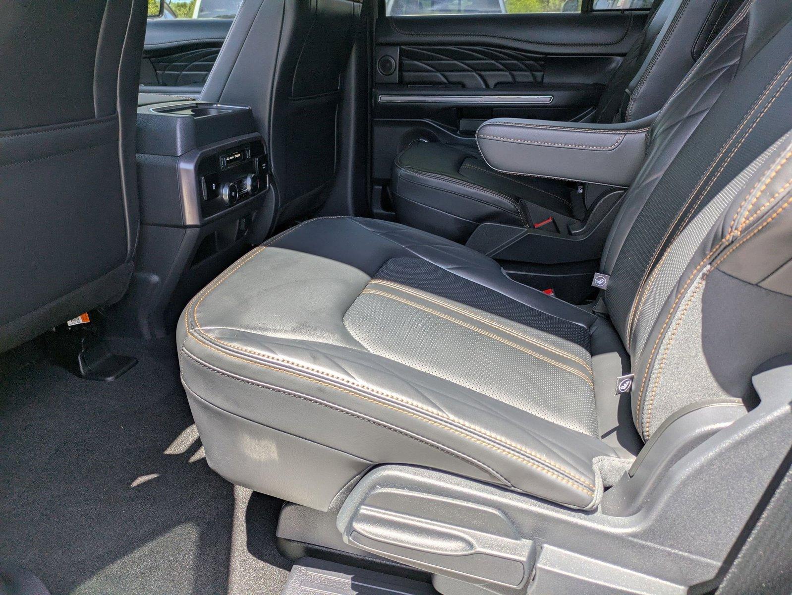 2024 Ford Expedition Vehicle Photo in Jacksonville, FL 32256
