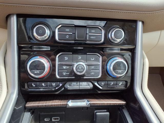 2023 GMC Yukon XL Vehicle Photo in ROXBORO, NC 27573-6143