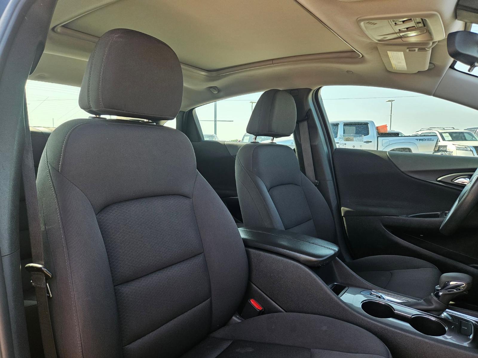 2022 Chevrolet Malibu Vehicle Photo in Seguin, TX 78155