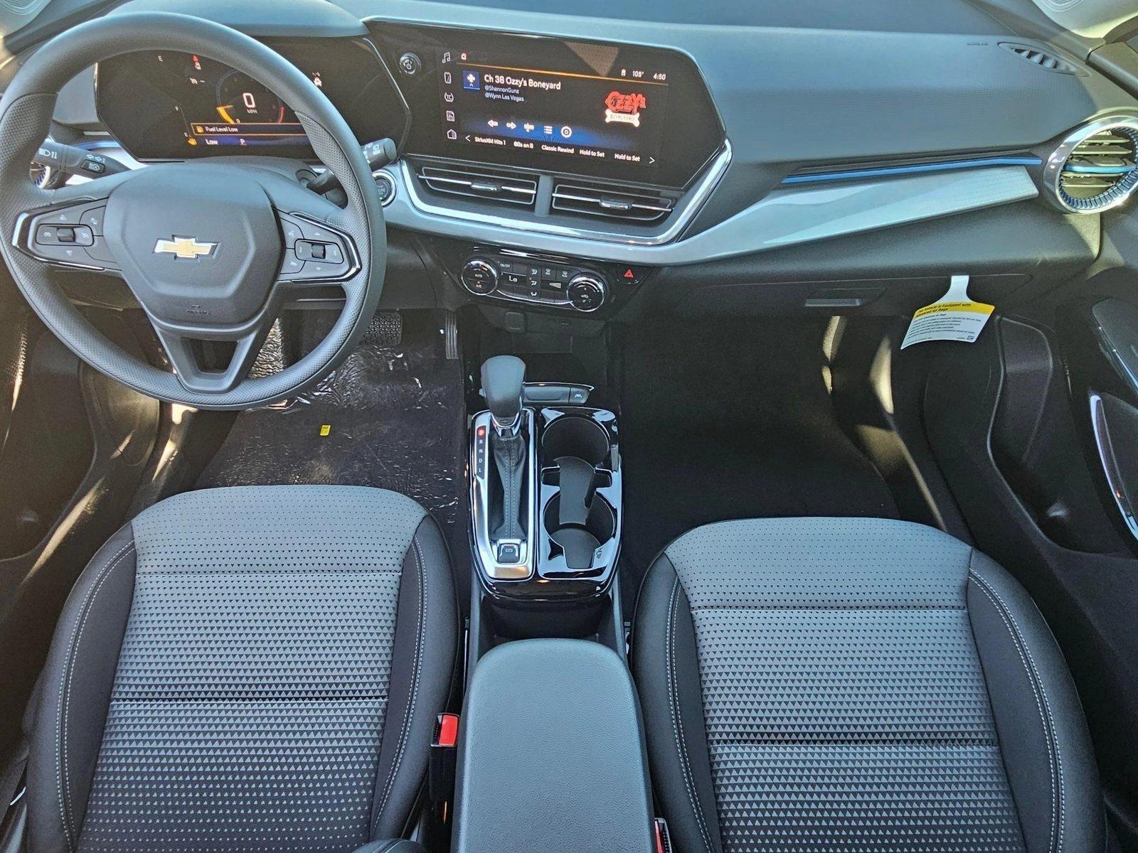 2025 Chevrolet Trax Vehicle Photo in PEORIA, AZ 85382-3715