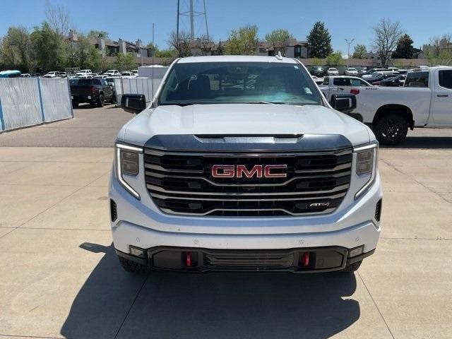2024 GMC Sierra 1500 Vehicle Photo in ENGLEWOOD, CO 80113-6708