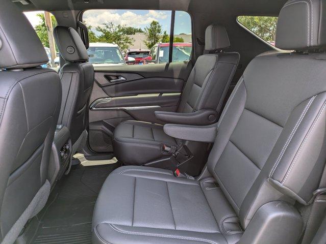 2025 Chevrolet Traverse Vehicle Photo in BRUNSWICK, GA 31525-1881