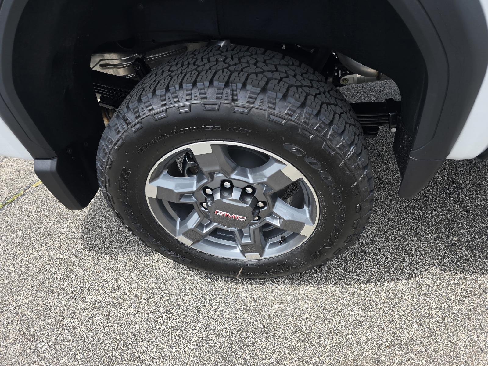 2025 GMC Sierra 2500 HD Vehicle Photo in Rolla, MO 65401