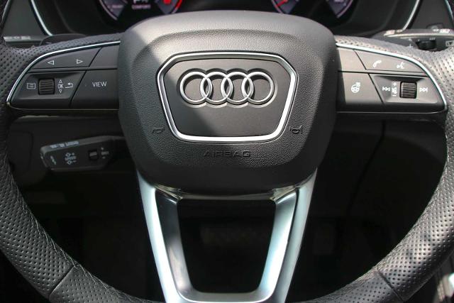 2024 Audi Q5 Vehicle Photo in SUGAR LAND, TX 77478
