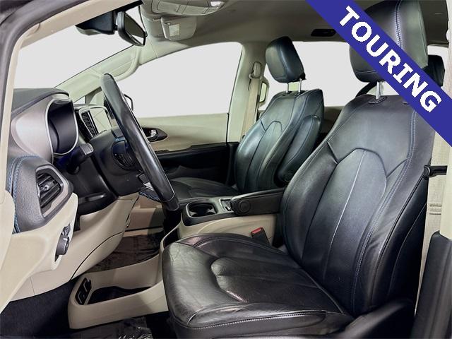 2021 Chrysler Pacifica Vehicle Photo in Puyallup, WA 98371