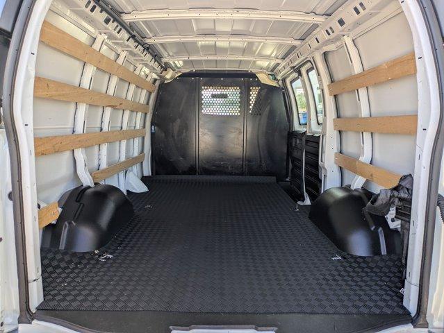 2023 GMC Savana Cargo Van Vehicle Photo in SELMA, TX 78154-1459