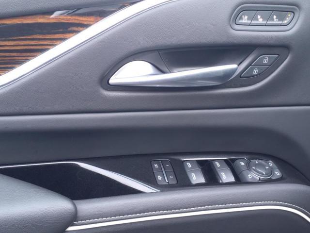 2023 Cadillac Escalade Vehicle Photo in SMITHTOWN, NY 11787-5023