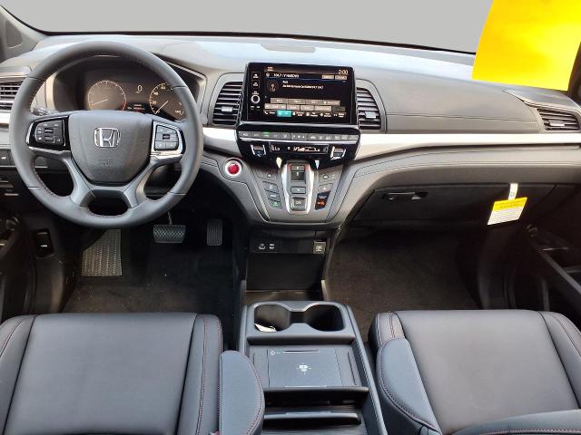 2025 Honda Odyssey Vehicle Photo in Oshkosh, WI 54904
