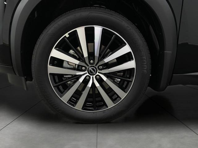 2025 Nissan Pathfinder Vehicle Photo in Appleton, WI 54913