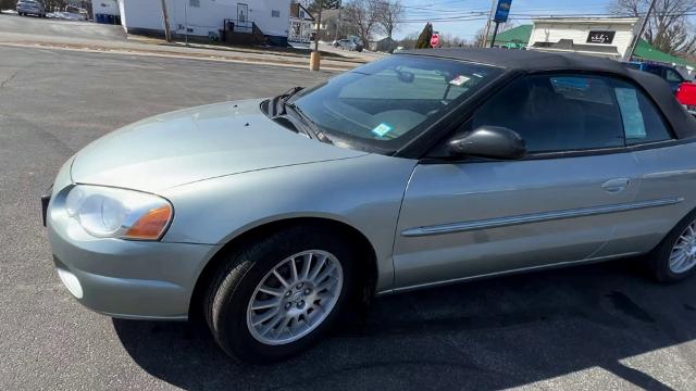 2004 Chrysler Sebring Vehicle Photo in MASSENA, NY 13662-2255