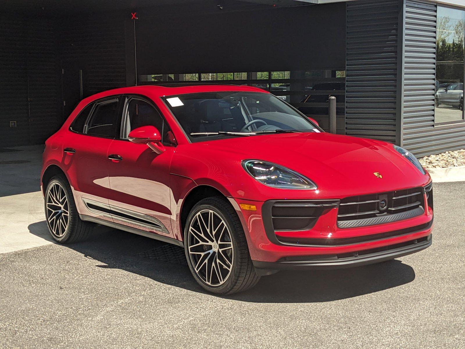 2024 Porsche Macan Vehicle Photo in Towson, MD 21204