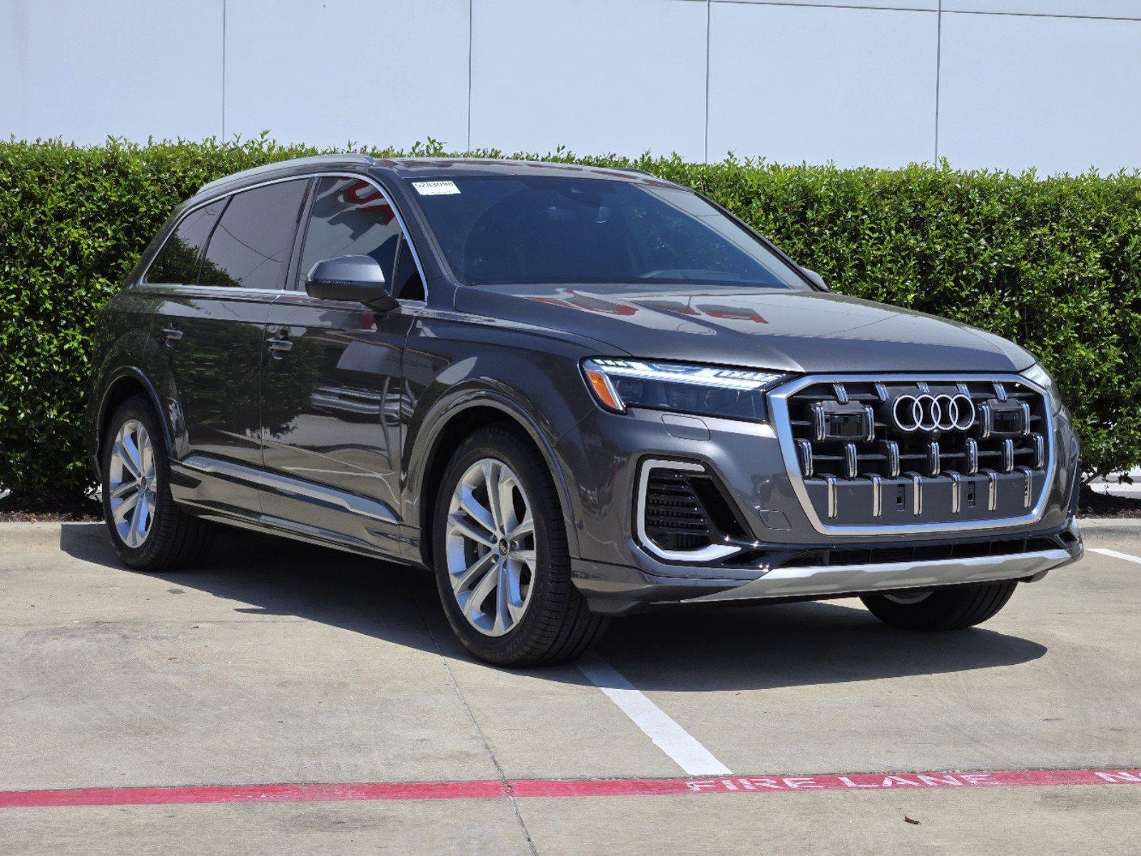 2025 Audi Q7 Vehicle Photo in MCKINNEY, TX 75070