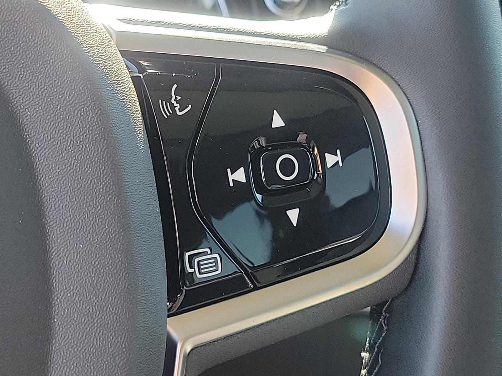 2025 Volvo XC60 Plug-In Hybrid Vehicle Photo in Trevose, PA 19053