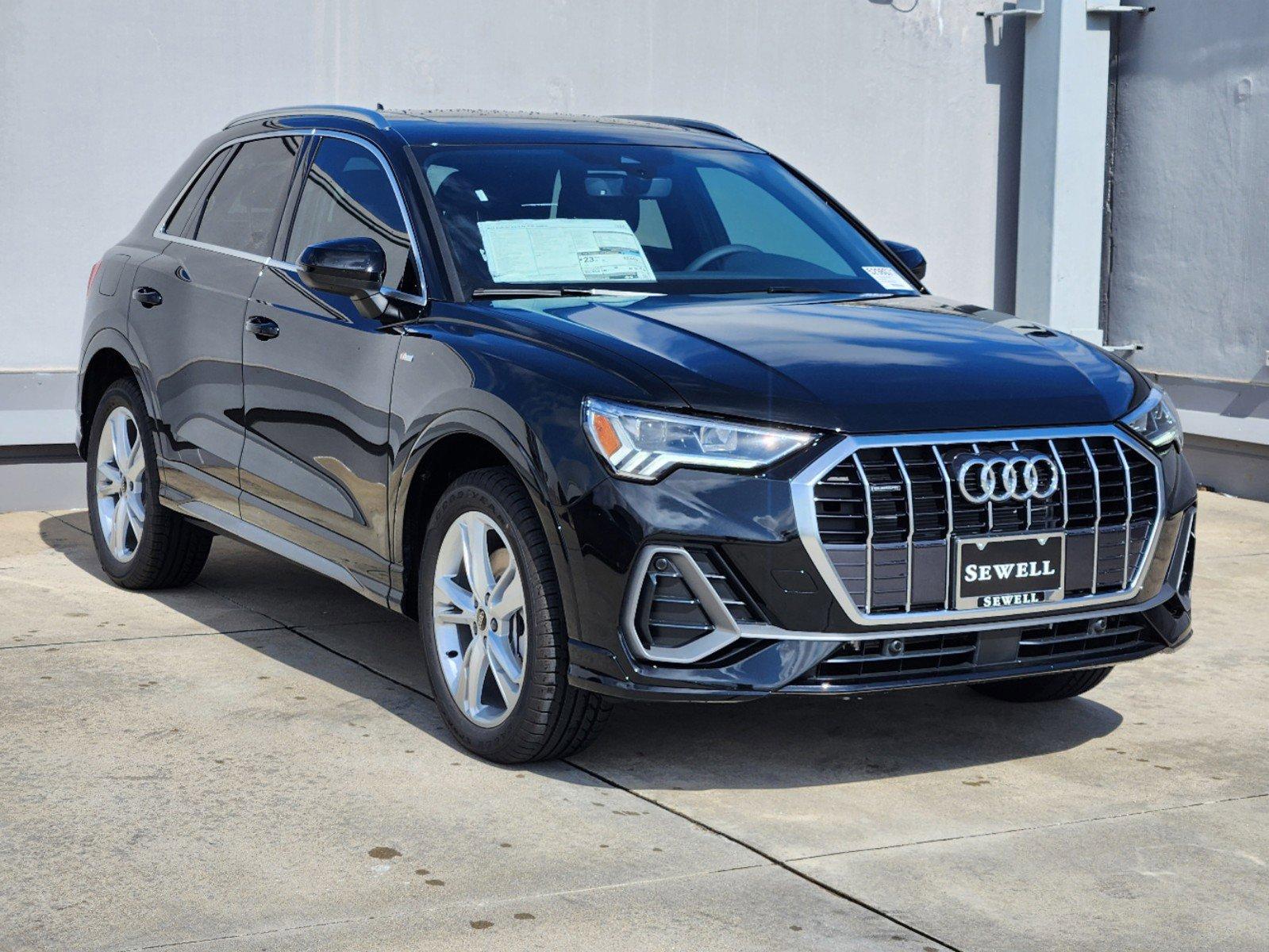 2024 Audi Q3 Vehicle Photo in SUGAR LAND, TX 77478