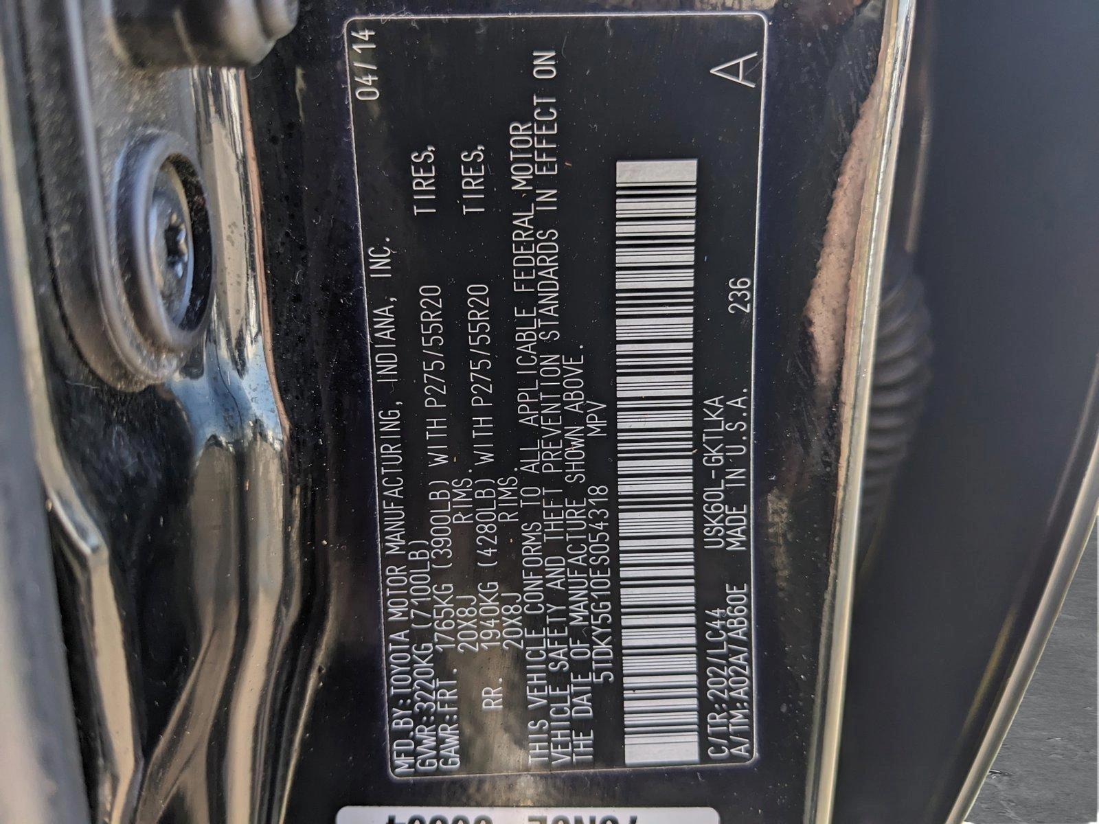 2014 Toyota Sequoia Vehicle Photo in HOUSTON, TX 77034-5009