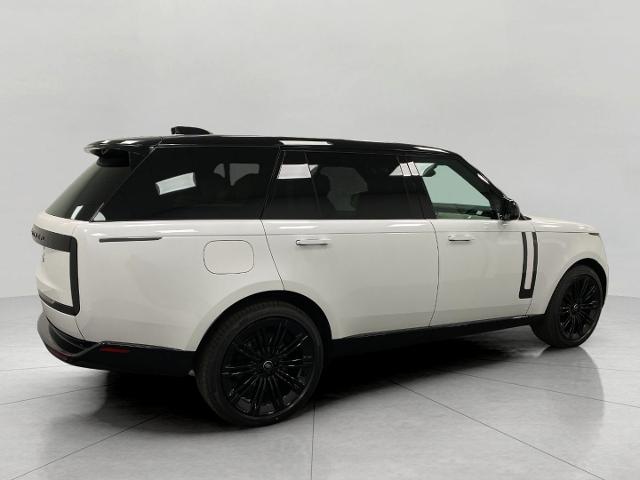 2025 Range Rover Vehicle Photo in Appleton, WI 54913