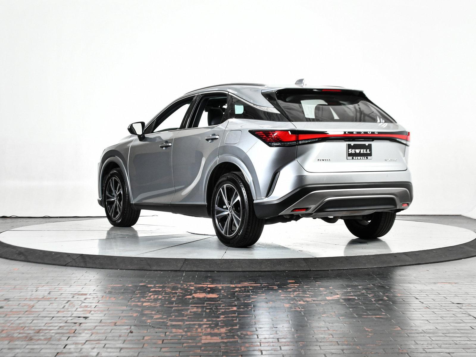 2024 Lexus RX 350 Vehicle Photo in DALLAS, TX 75235