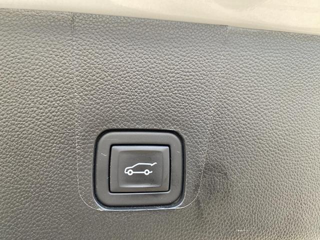 2023 Chevrolet Traverse Vehicle Photo in LEOMINSTER, MA 01453-2952