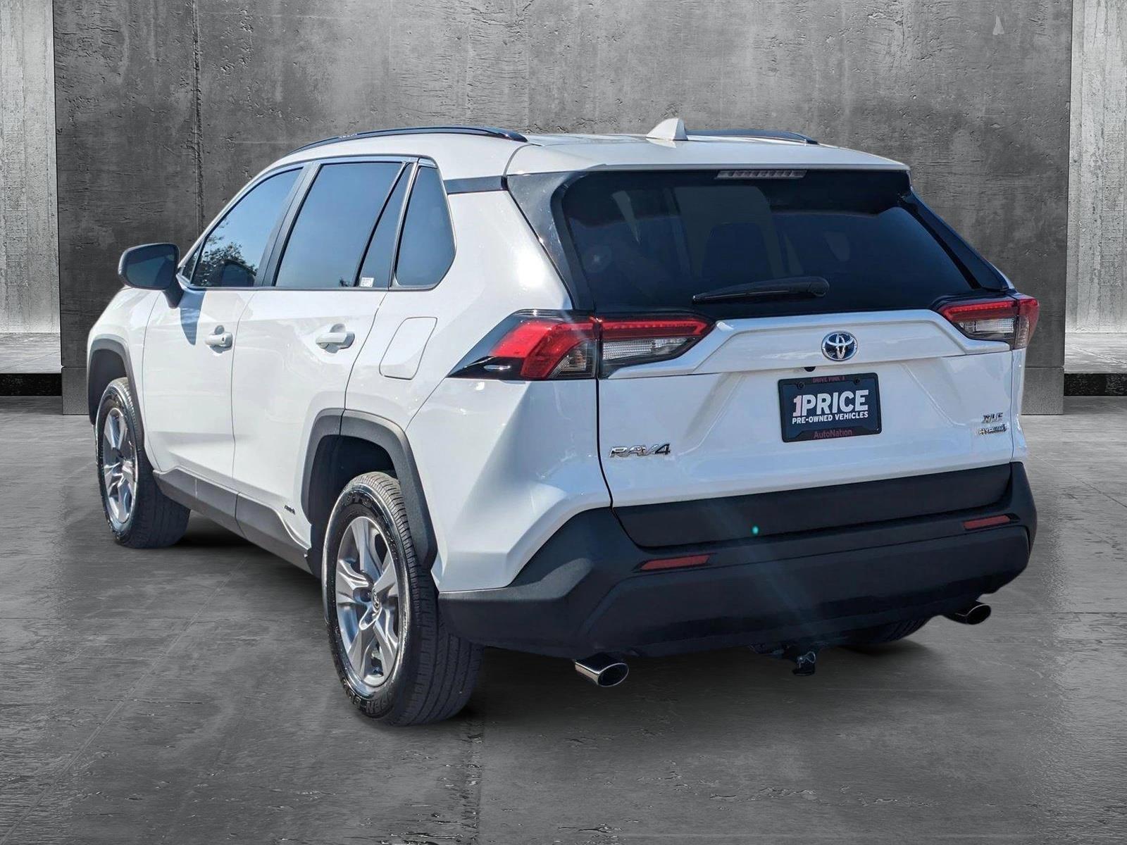 2022 Toyota RAV4 Vehicle Photo in Sarasota, FL 34231