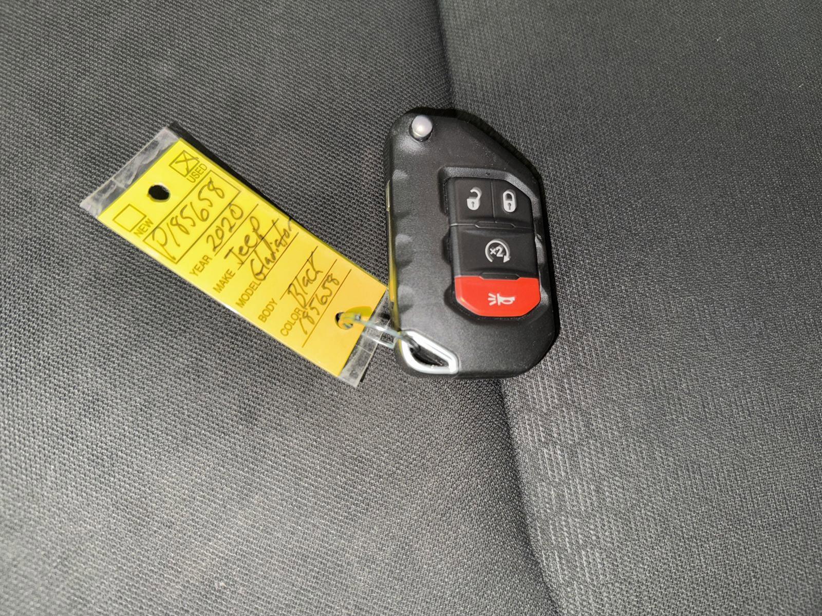 2020 Jeep Gladiator Vehicle Photo in GEORGETOWN, TX 78626-7508