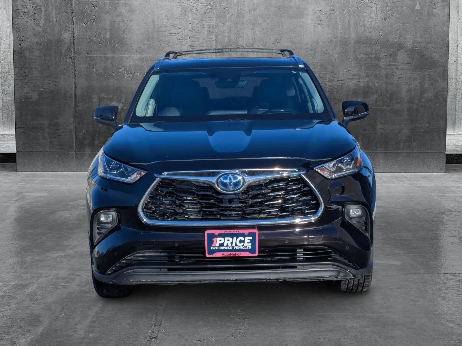 2021 Toyota Highlander Vehicle Photo in Spokane Valley, WA 99212