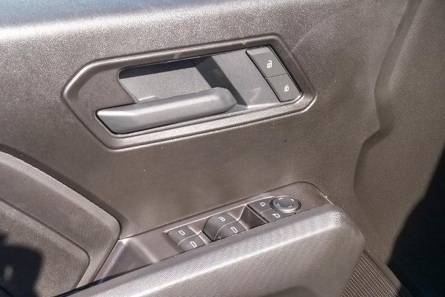2025 Chevrolet Colorado Vehicle Photo in VENTURA, CA 93003-8585