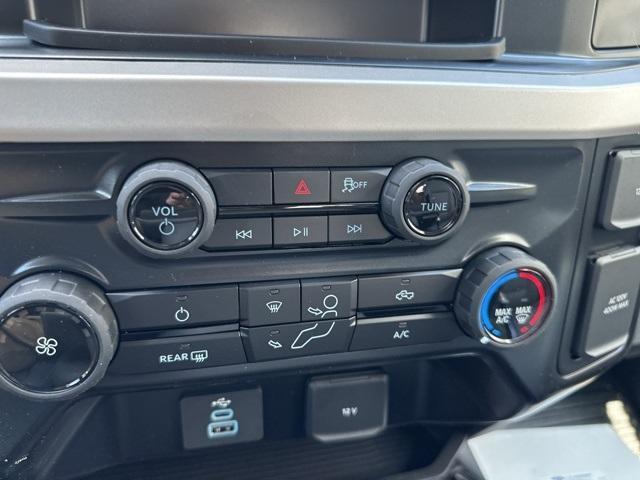 2025 Ford Super Duty F-550 DRW Vehicle Photo in Webster, MA 01570-1415