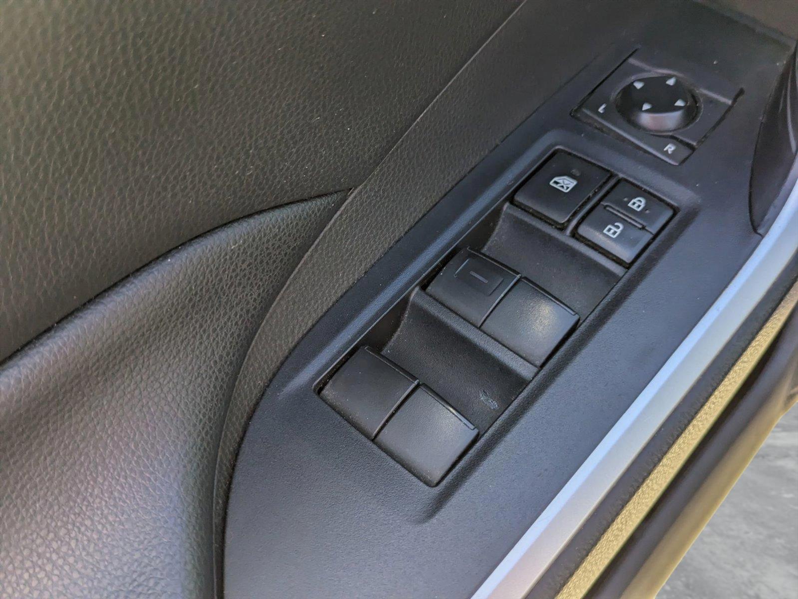 2020 Toyota RAV4 Vehicle Photo in Winter Park, FL 32792