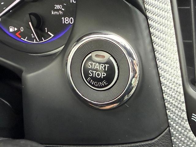 2018 INFINITI Q60 Vehicle Photo in COLUMBIA, MO 65203-3903
