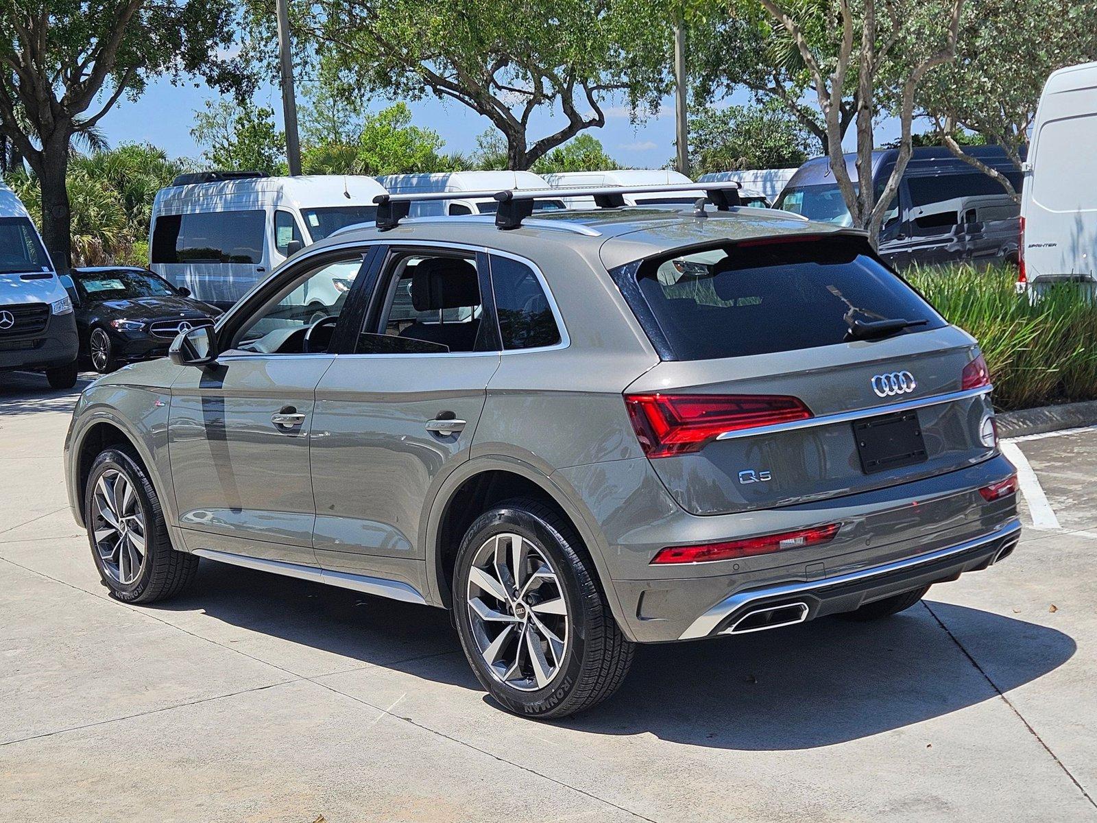 2024 Audi Q5 Vehicle Photo in Pembroke Pines , FL 33027