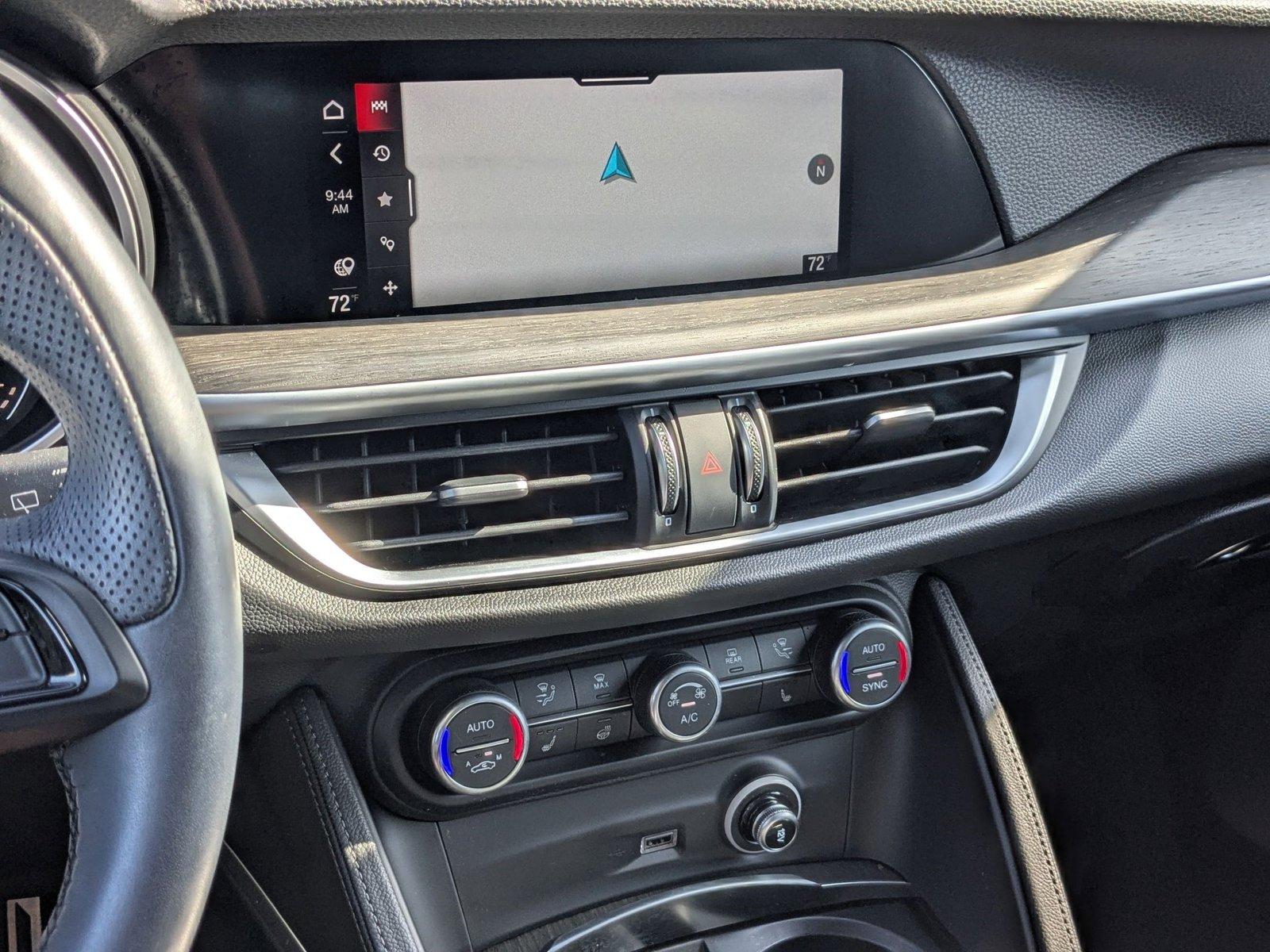 2022 Alfa Romeo Stelvio Vehicle Photo in Tampa, FL 33614