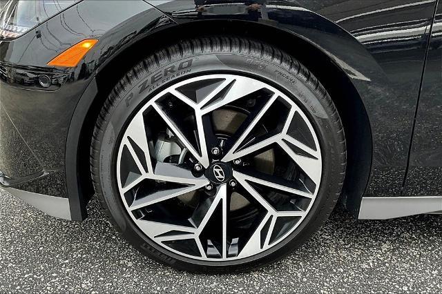 2025 Hyundai IONIQ 6 Vehicle Photo in San Antonio, TX 78230