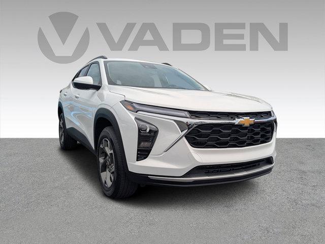 2025 Chevrolet Trax Vehicle Photo in BRUNSWICK, GA 31525-1881