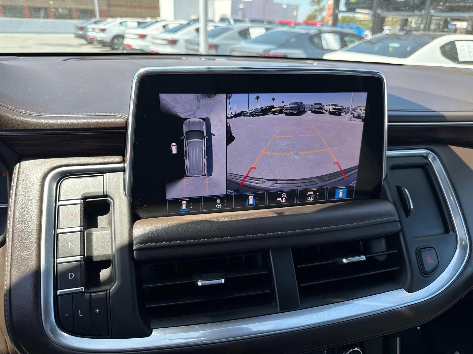 2021 Chevrolet Suburban Vehicle Photo in LOS ANGELES, CA 90007-3794