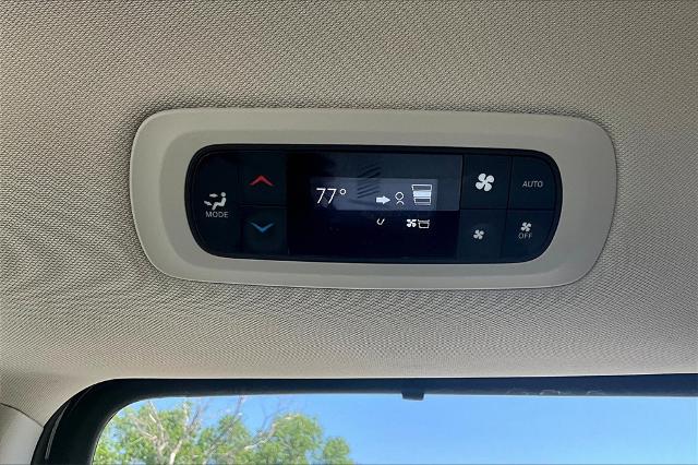 2023 Chrysler Pacifica Vehicle Photo in Tulsa, OK 74145