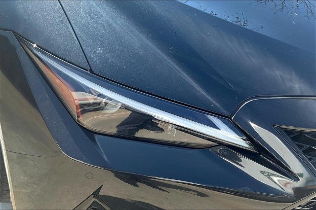 2022 Lexus IS 350 Vehicle Photo in Houston, TX 77007