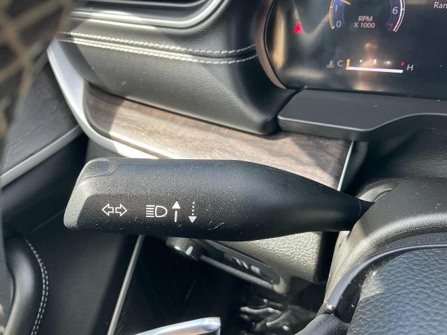 2023 Jeep Grand Cherokee L Vehicle Photo in Kaukauna, WI 54130