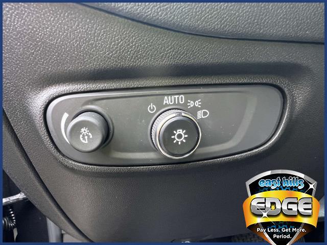 2022 Chevrolet Equinox Vehicle Photo in Roslyn, NY 11576