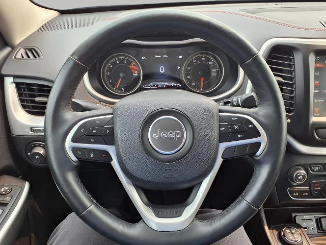 2018 Jeep Cherokee Vehicle Photo in Oshkosh, WI 54904