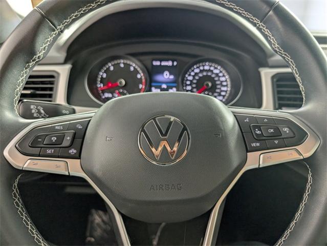 2021 Volkswagen Atlas Cross Sport Vehicle Photo in ENGLEWOOD, CO 80113-6708