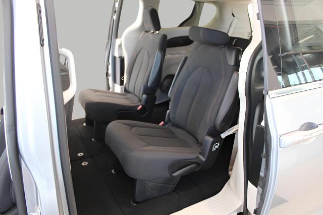 2019 Chrysler Pacifica Vehicle Photo in Green Bay, WI 54304