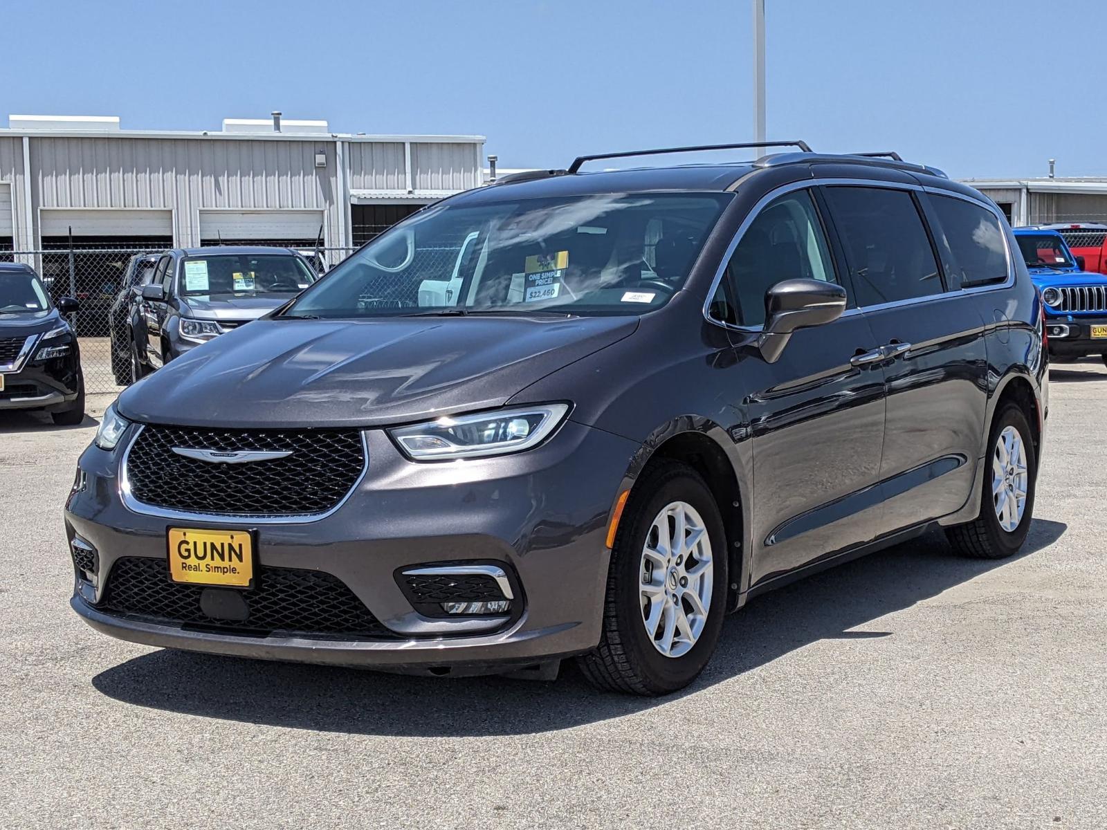 2021 Chrysler Pacifica Vehicle Photo in Seguin, TX 78155