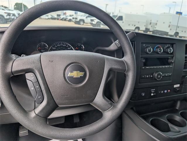 2025 Chevrolet Express Commercial Cutaway Vehicle Photo in ENGLEWOOD, CO 80113-6708
