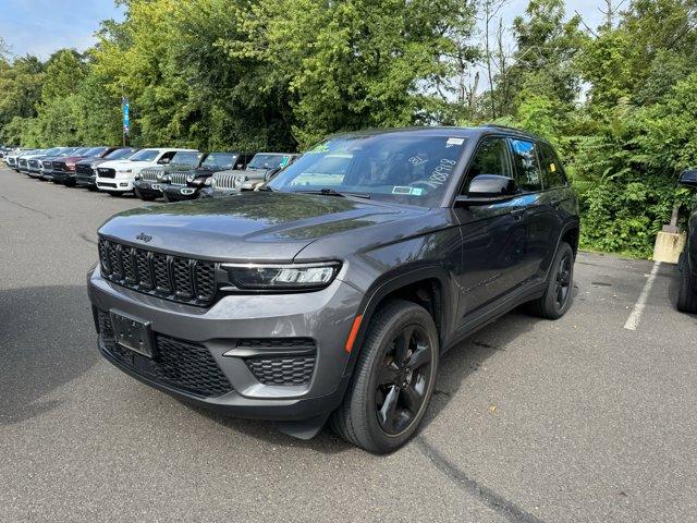 2023 Jeep Grand Cherokee Vehicle Photo in Doylsetown, PA 18901