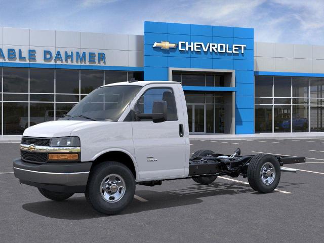 2025 Chevrolet Express Commercial Cutaway Vehicle Photo in TOPEKA, KS 66609-0000