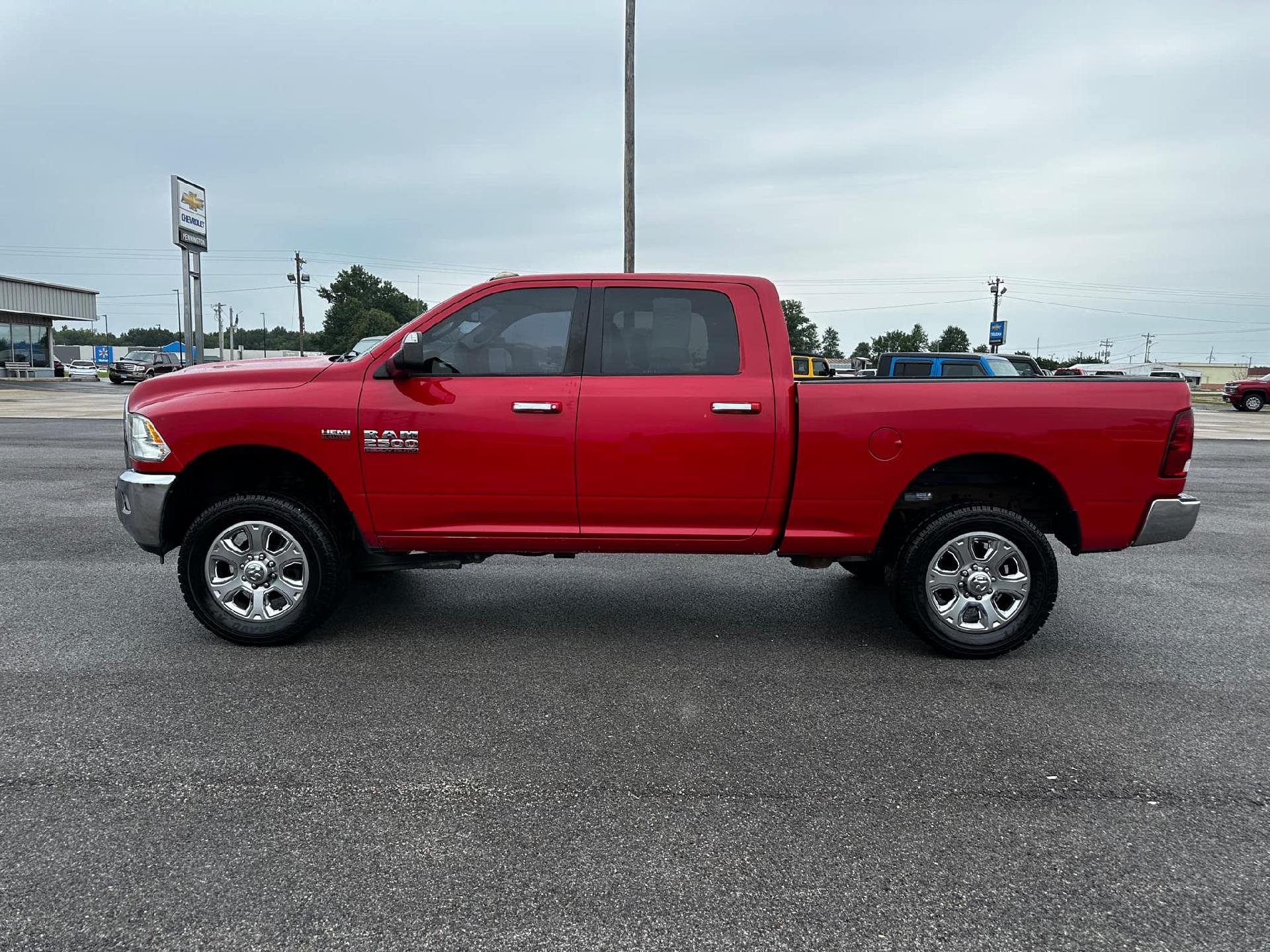 Used 2014 RAM Ram 2500 Pickup SLT with VIN 3C6UR5DJXEG250671 for sale in Salem, IL