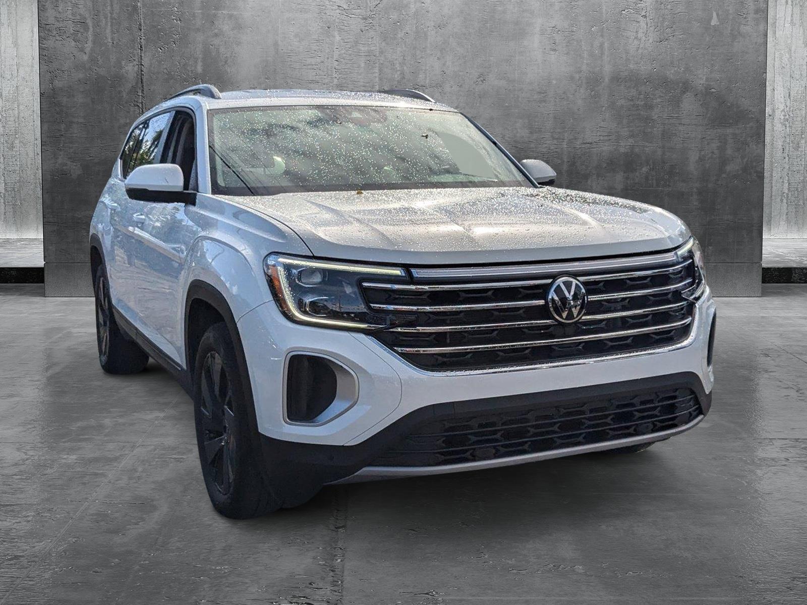 2024 Volkswagen ATLAS Vehicle Photo in MIAMI, FL 33134-2699