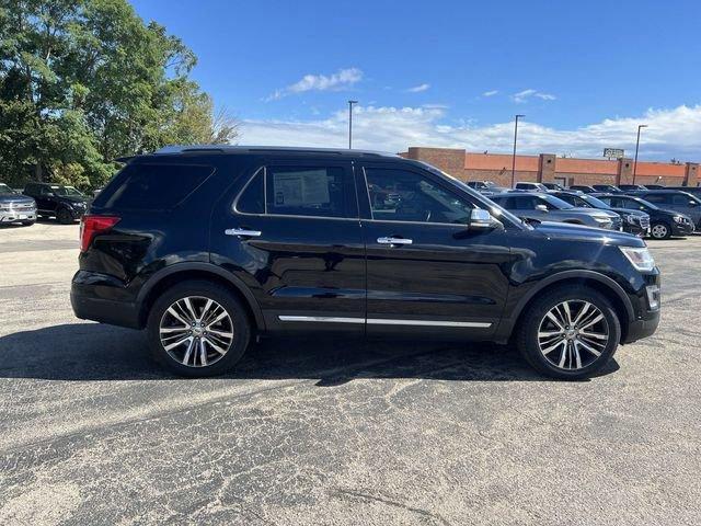 2017 Ford Explorer Vehicle Photo in Cedar Rapids, IA 52402